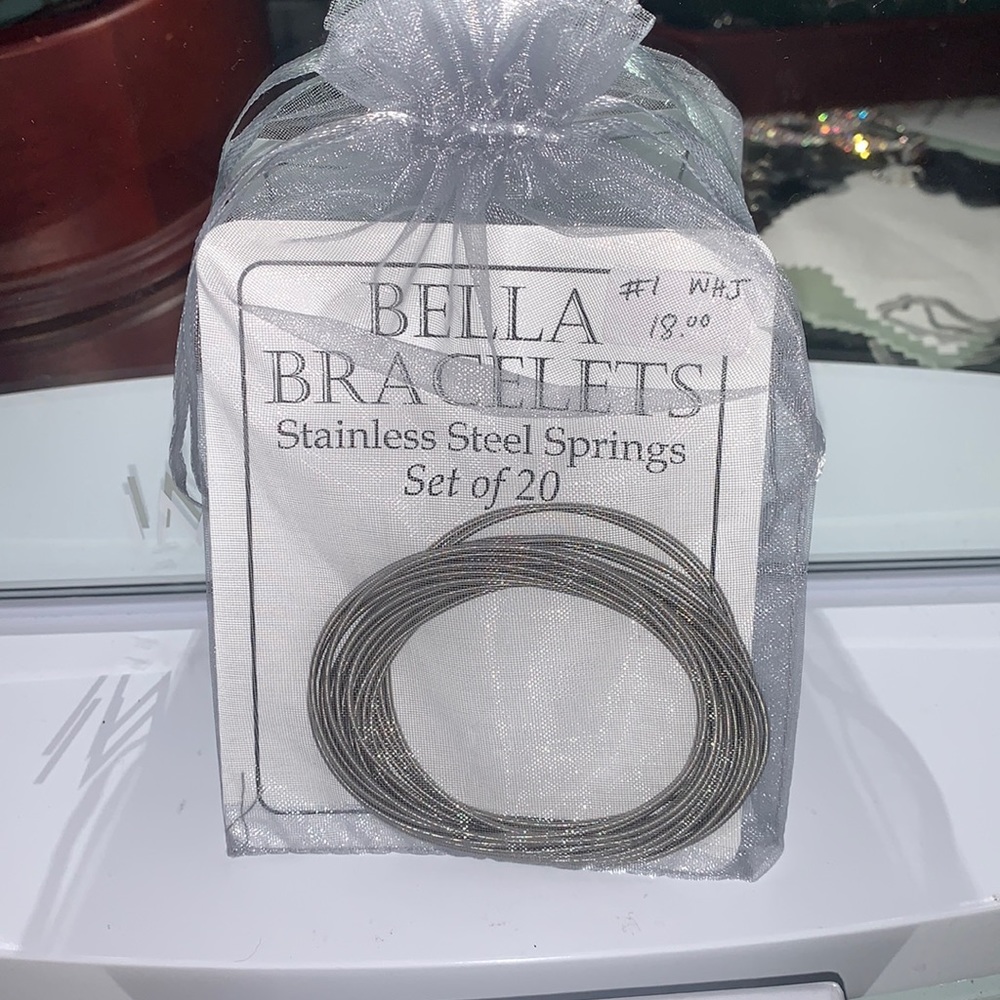 Bella Bracelets